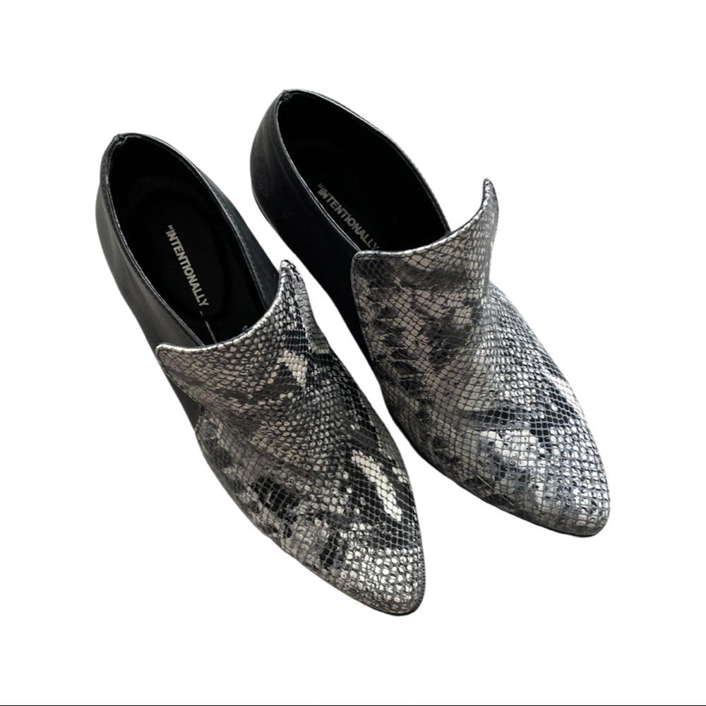 Intentionally Black faux Croc & Leather mid-rise boots